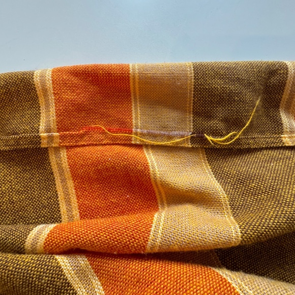 Vintage 70s Sears bedspread, bold orange, green stripes, Queen size bed - Picture 7 of 8